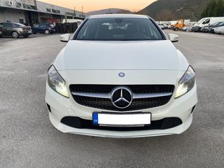 Mercedes-Benz A 180 2016 URBAN FACELIFT-thumb-2