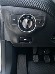 Mercedes-Benz A 180 2016 URBAN FACELIFT-thumb-12