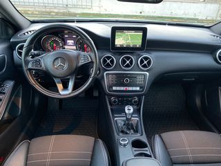 Mercedes-Benz A 180 2016 URBAN FACELIFT-thumb-13