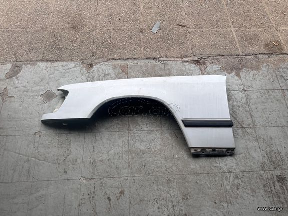 Φτερό οδηγού Mercedes W124
