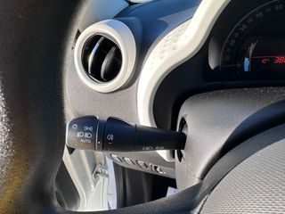 Renault Twingo 2021 1.0 SCe Limited-thumb-32