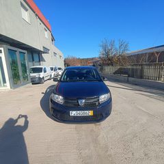 Dacia Sandero 2016-thumb-2