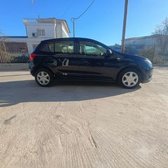 Dacia Sandero 2016-thumb-5