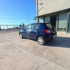 Dacia Sandero 2016-thumb-6