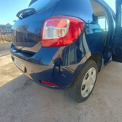 Dacia Sandero 2016-thumb-13