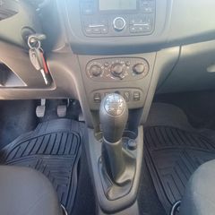 Dacia Sandero 2016-thumb-17