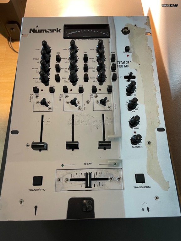 Numark Dm 2002 pro