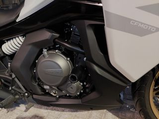 ΜΑΝΙΤΑΡΙΑ CF MOTO 650 GT CFMOTO 650GT-thumb-13