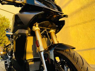 Bmw S 1000 XR 2022 TRIPLE BLACK ΣΕ ΚΑΤΑΣΤΑΣΗ ΒΙΤΡΙΝΑΣ-thumb-18