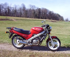 Honda NTV 650 1987 Revere