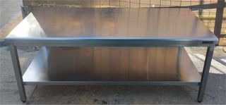 Τραπέζι Ανοξείδωτο Χαμηλό 150x70x61Cm - Μεταχειρισμένο.