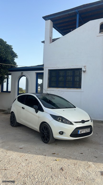 Car Gr Ford Fiesta Titanium