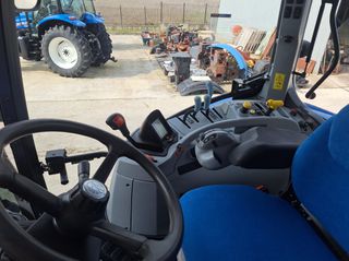 Τρακτέρ New Holland 2014 T 6.140 TLS-thumb-7