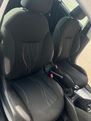 Peugeot 208 2015-thumb-7