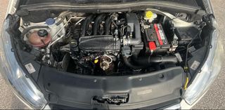 Peugeot 208 2015-thumb-16