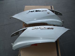 Καπακια σελας δεξι-αριστερο, ουρες  για SYM joy ride 200 evo. PIAGGIO MARKET. ΚΑΙΝΟΥΡΙΑ ΚΑΙ ΜΕΤΑΧΕΙΡΙΣΜΕΝΑ ΑΝΤΑΛΛΑΚΤΙΚΑ.