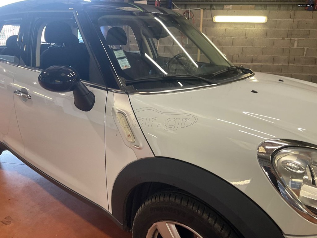 Mini Cooper D 2015 COUNTRYMAN (110 HP)
