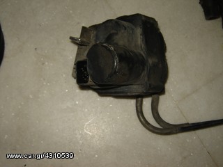 R1 04-06          YAMAHA                                                      -thumb-1