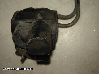 R1 04-06          YAMAHA                                                      -thumb-2
