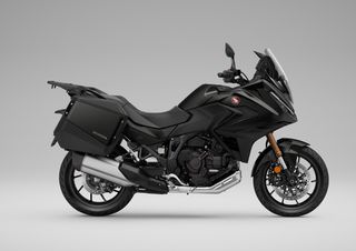 Honda NT 1100 2026 + ΔΩΡΟ + ΑΤΟΚΟΣ ΔΙΑΚΑΝΟΝΙΣΜΟΣ + ΕΤΟΙΜΟΠΑΡΑΔΟΤΟ-thumb-1
