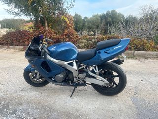 Honda CBR 900RR Fireblade 2000
