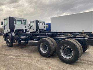 Σασί Iveco 2002 6X4 310 PS  ΥΠΑΡΧΟΥΝ 2 ΙΔΙΑ ΑΚΡΙΒΩΣ-thumb-6