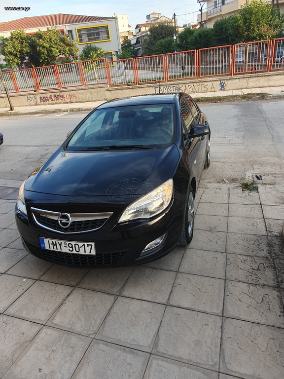 Opel Astra '11