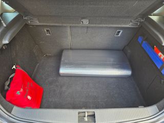 Opel Astra 2011-thumb-6