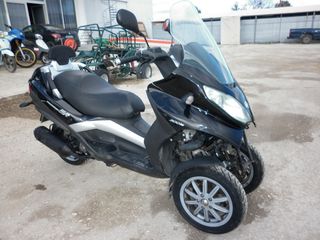 Piaggio MP3 300 LT 2011-thumb-1