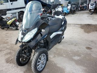 Piaggio MP3 300 LT 2011-thumb-2