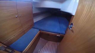 Bavaria 2007 37 CRUISER-thumb-6
