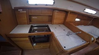 Bavaria 2007 37 CRUISER-thumb-7