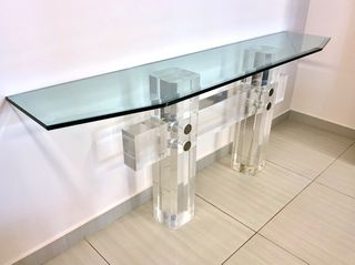Μοντέρνα Κονσόλα από Πλεξιγκλάς & Γυαλί - Glass & Plexiglass Console Table