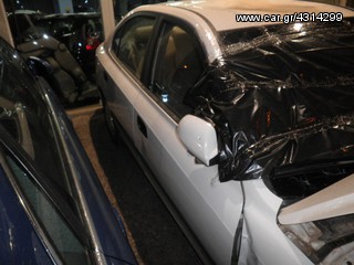 HYUNDAI ELANDRA 04-thumb-3