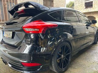 Ford Focus 2015 Ecoboost ST-thumb-31