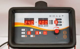ΗΛΕΚΤΡΟΚΟΛΛΗΣΗ ΣΥΡΜΑΤΟΣ ARGON 200A-thumb-1