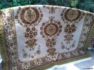 Χαλί Μπουχάρα Με πολυ παχυ πελος ...4 KOMATIA ΧαλίA Κλασικό Χειροποίητο.Bokhara 2,50 X2,00 380  Ευρώ .....2.Ο0 χ2.50..... και 2.10 χ 2.80 ..... .  σε αριστη κατασταση... πολη χοντρα και βαρια ,,,