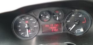 Καρότσα Iveco 2019 DAILY 35C14 A/C Euro.6 - Μικτό 3.5ton Ερασιτεχνικό Δίπλωμα-thumb-33