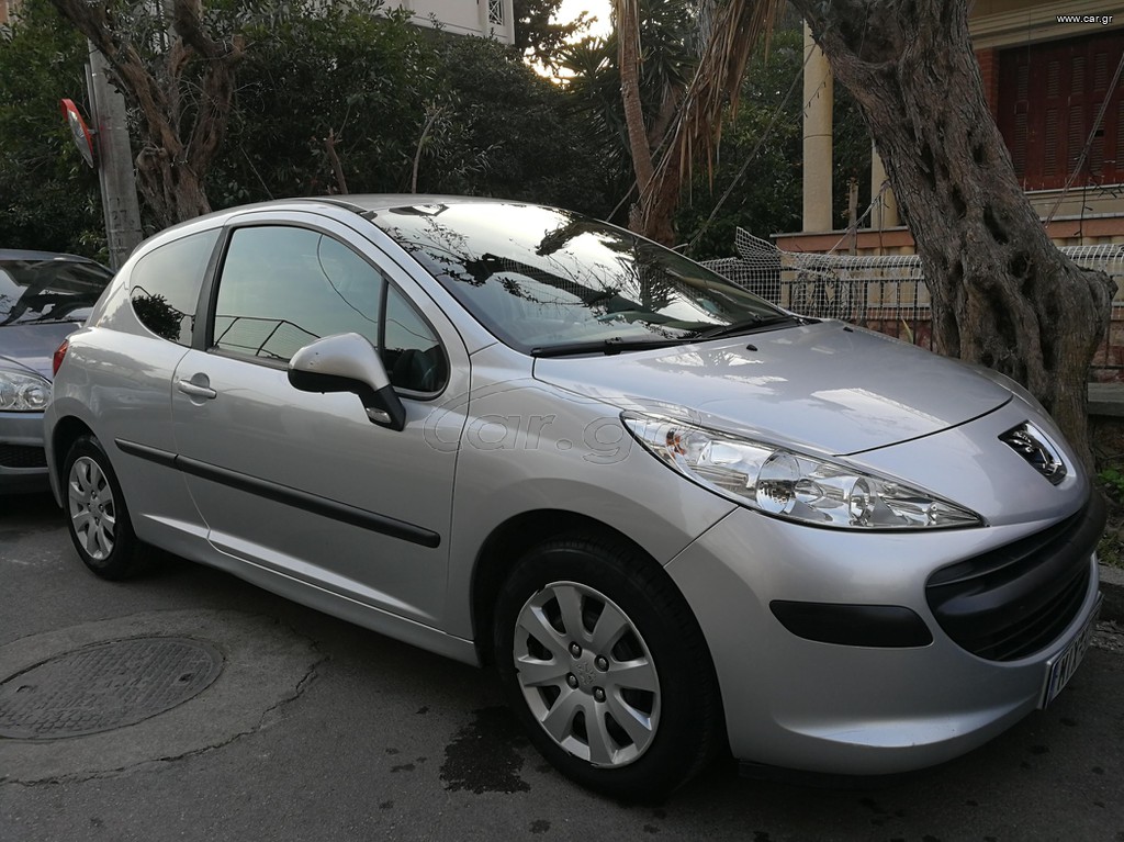 Peugeot 207 '06