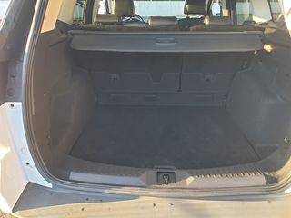 Ford Kuga 2014 Titanium-thumb-17