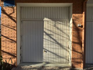 Γκαραζόπορτα οροφής - ανύψωσης