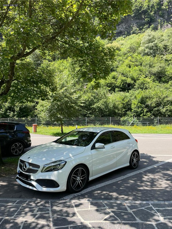 Mercedes-Benz A 180 '18 AMG-LINE 7G-DCT