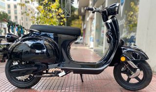 Emoov EV4000w Vespa 2024-thumb-2