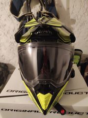 Airoh commander carbon