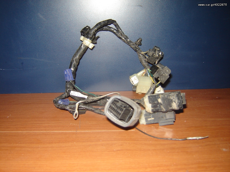 R1 04-06   YAMAHA                                                        