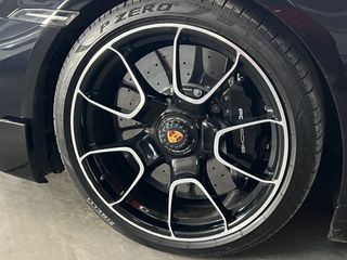 Porsche 911 2021 992 Turbo S Cabrio Sport Design Full Option-thumb-19