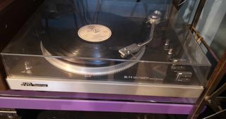 JVC QL-F4..Direct Drive...(Made In Japan)