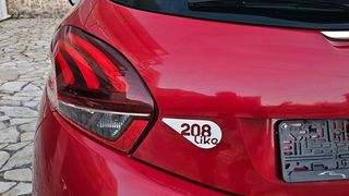 Peugeot 208 2015 1.0 VTi Like-thumb-5