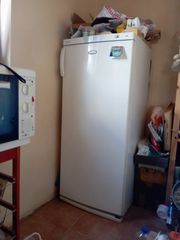 Καταψύκτης όρθιος whirlpool-thumb-3