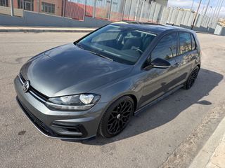Volkswagen Golf 2019 R design